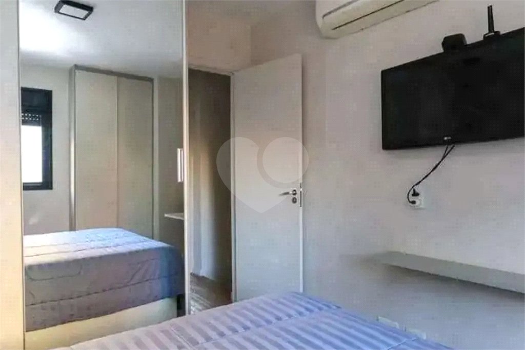Casa à venda com 2 quartos, sendo 1 suíte,  no condomínio Cube Real Parque, São Paulo - SP
