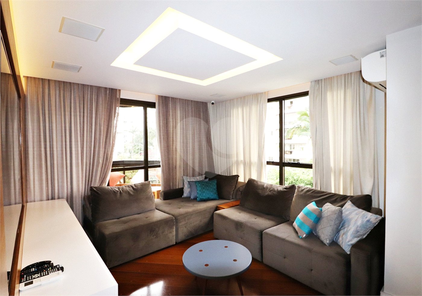 Apartamento à venda com 5 quartos, sendo 2 suítes, em Santana, São Paulo, SP