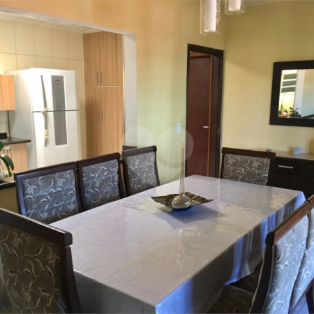 Casa à venda com 2 quartos, sendo 1 suíte, em Socorro, São Paulo, SP