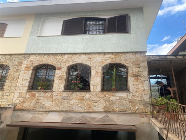 Sobrado à venda com 3 quartos, sendo 1 suíte,  em Vila Guilherme, São Paulo, SP