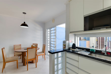 Casa à venda com 3 quartos, sendo 1 suíte, em Santo Amaro, São Paulo, SP