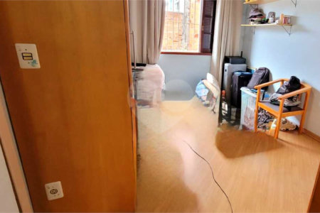 Casa à venda com 4 quartos, sendo 1 suíte, em Vila Matilde, São Paulo, SP