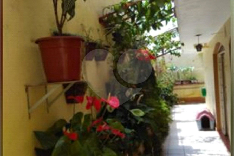 Sobrado à venda com 3 quartos, sendo 1 suíte, em Horto, São Paulo, SP