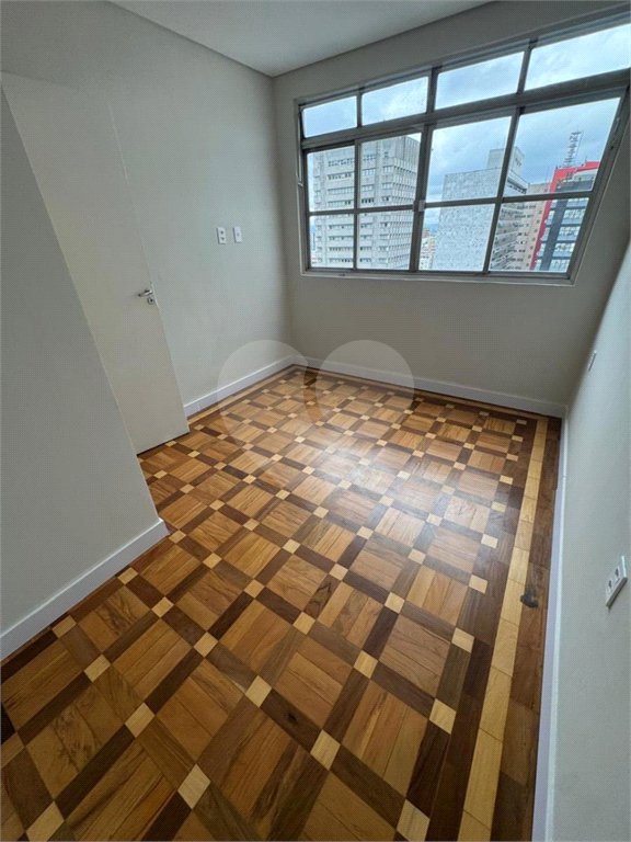 Apartamento à venda com 4 quartos, sendo 1 suíte, em Bela Vista, São Paulo, SP