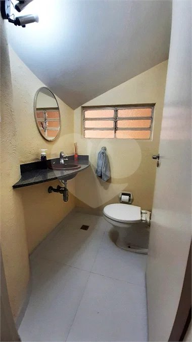 Sobrado à venda ou para alugar com 3 quartos, sendo 2 suítes, em Brooklin, São Paulo, SP
