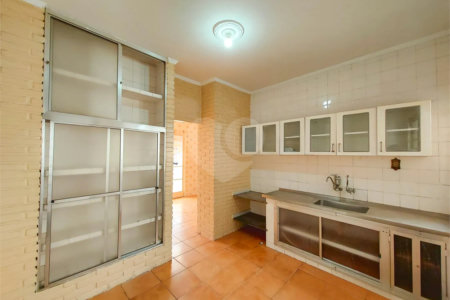 Casa à venda ou para alugar com 6 quartos, sendo 2 suítes, em Jardim Itália, Itapetininga, SP