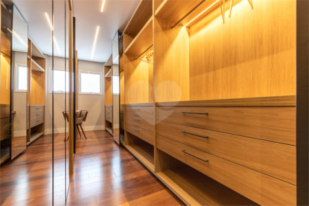 Apartamento à venda com 4 suítes em Parque Campolim, Sorocaba, SP
