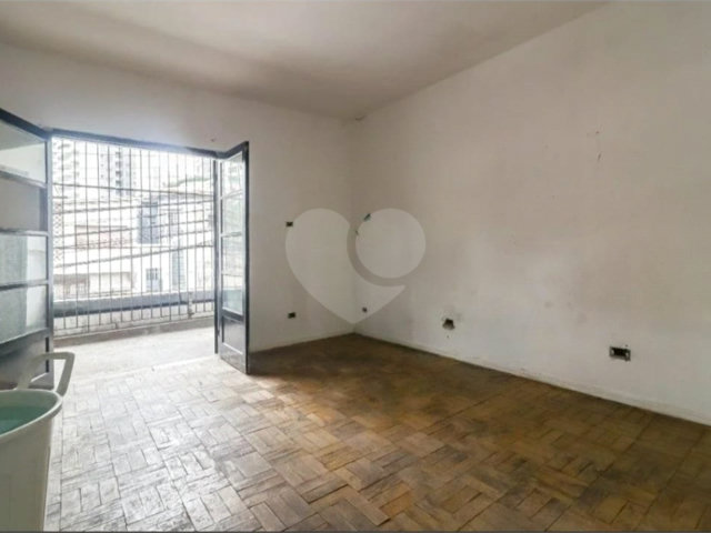 Sobrado à venda ou para alugar com 3 quartos em Vila Mariana, São Paulo, SP