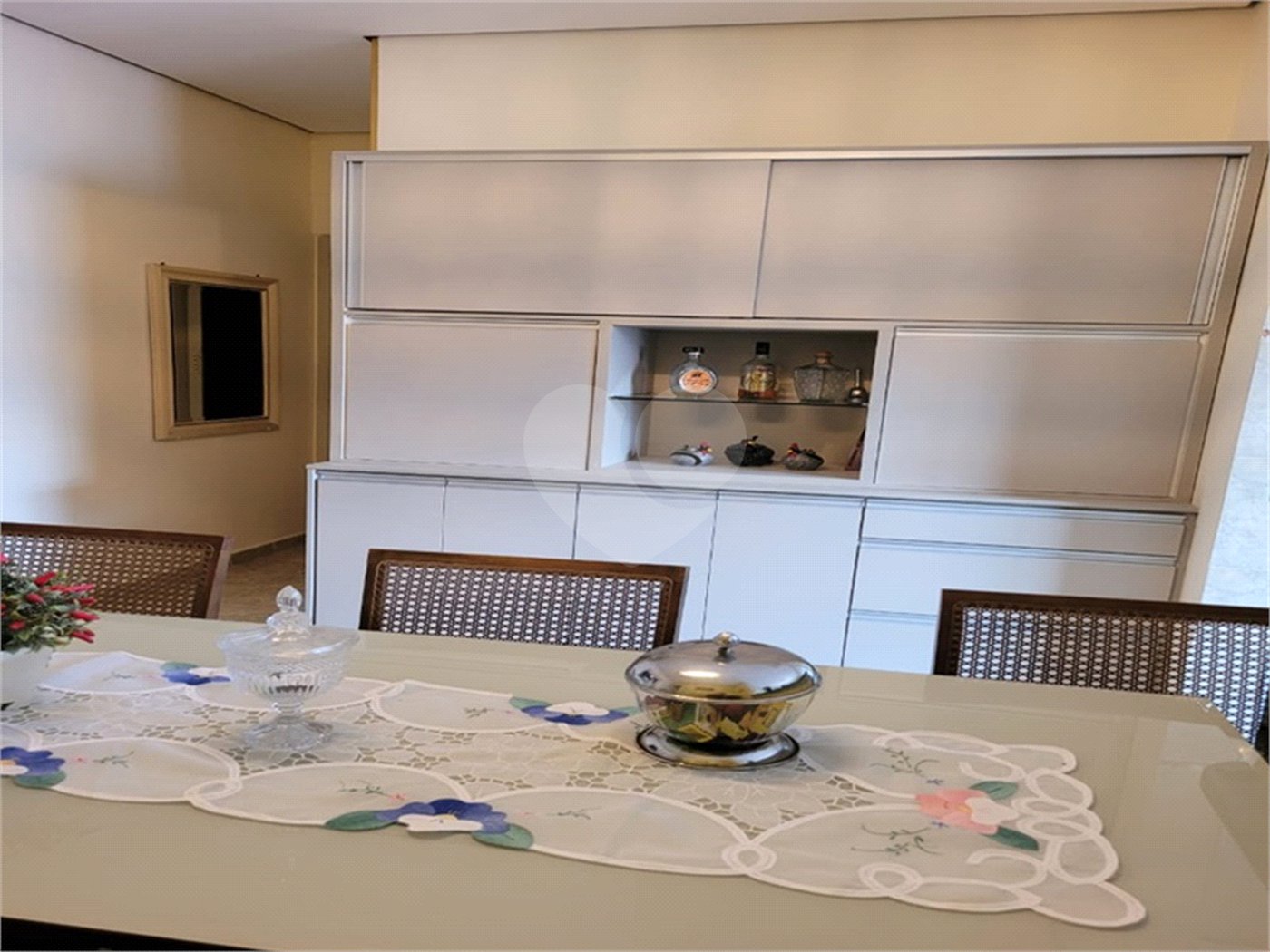 Casa Térrea à venda com 5 quartos, sendo 2 suítes,  em Jardim Aricanduva, São Paulo, SP