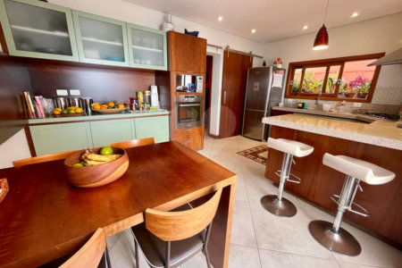 3 quartos 1 suíte 167m² área útil 2 vagas