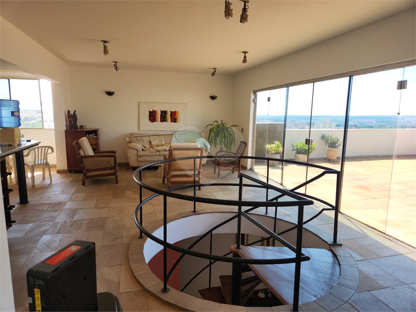 Apartamento à venda ou para alugar com 5 quartos, sendo 2 suítes, no Centro, Araraquara, SP