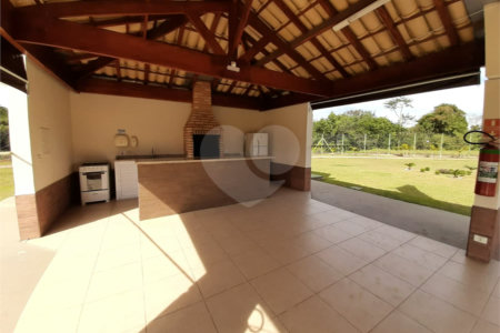 Casa à venda com 3 quartos, sendo 1 suíte, no condomínio Terras de São Francisco, Sorocaba - SP