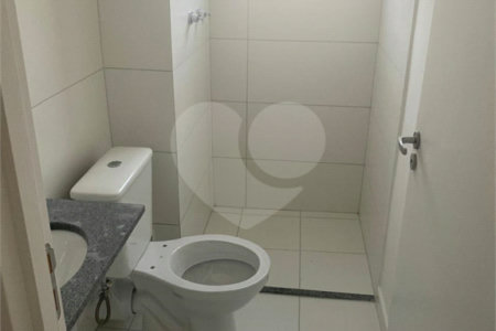 Apartamento à venda com 2 quartos, sendo 1 suíte, em Jardim Santo Antônio, Valinhos, SP