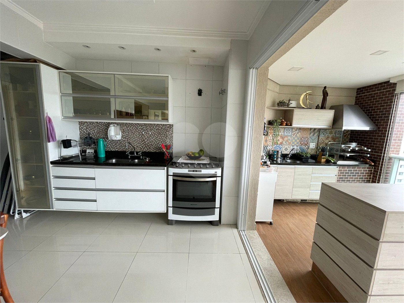 Apartamento à venda com 4 quartos, sendo 3 suítes, em Perdizes, São Paulo, SP