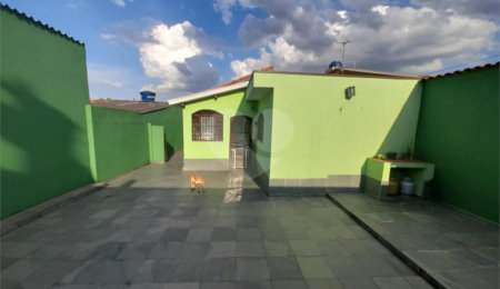 Casa à venda com 3 quartos, sendo 1 suíte,  em Vila Figueira, Suzano, SP