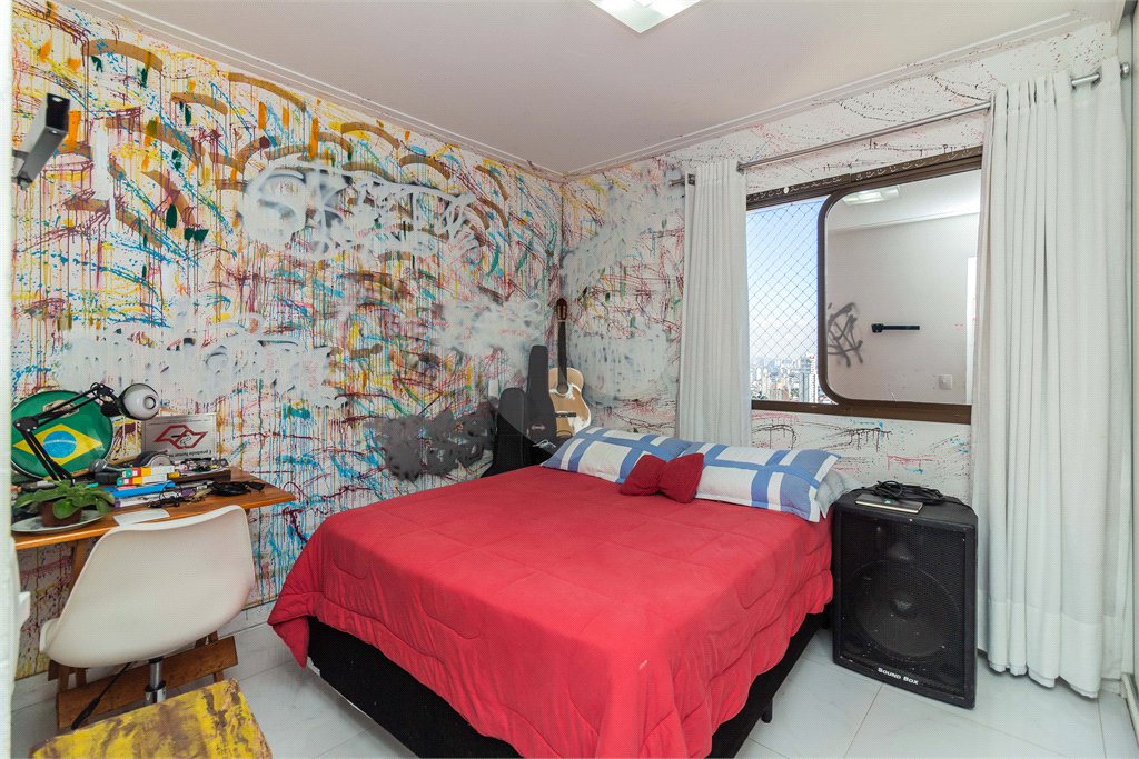 Cobertura à venda com 4 quartos, sendo 3 suítes, em Horto, São Paulo, SP