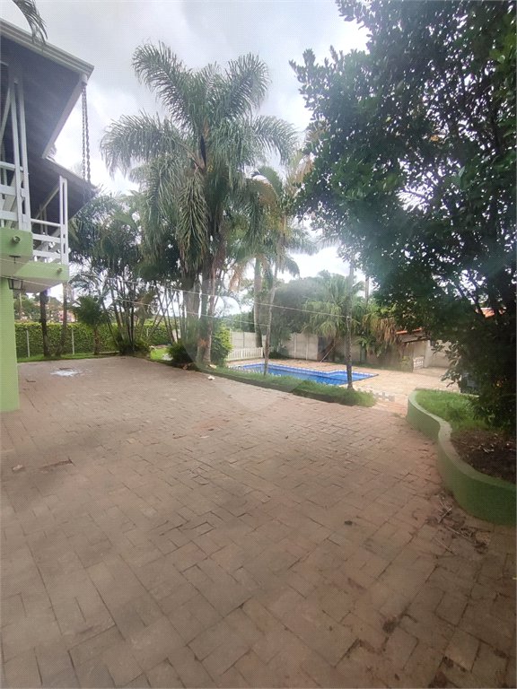Casa à venda com 4 quartos, sendo 1 suíte, em Ivoturucaia, Jundiaí, SP