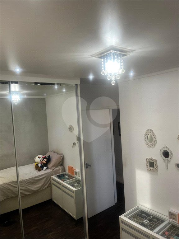 Apartamento à venda com 3 quartos, sendo 1 suíte,  em Mooca, São Paulo, SP