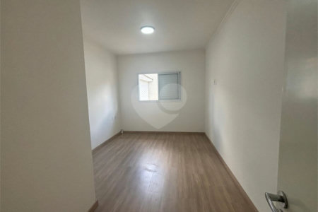 Casa à venda com 2 quartos no condomínio Village Caprese, Sorocaba - SP