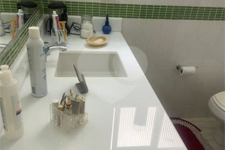 Apartamento à venda com 3 quartos, sendo 1 suíte,  em Tijuca, Rio de Janeiro, RJ