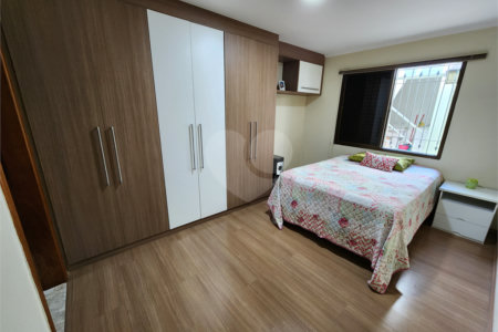 Casa à venda com 4 quartos, sendo 3 suítes,  em Vila Rosália, Guarulhos, SP