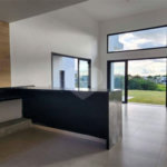 Casa à venda com 3 suítes no condomínio Residencial Jardim Primavera Louveira, Louveira - SP