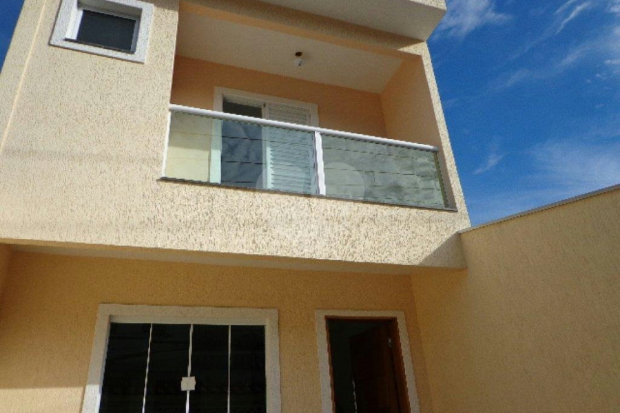 Sobrado à venda com 3 quartos, sendo 1 suíte, em Água Fria, São Paulo, SP