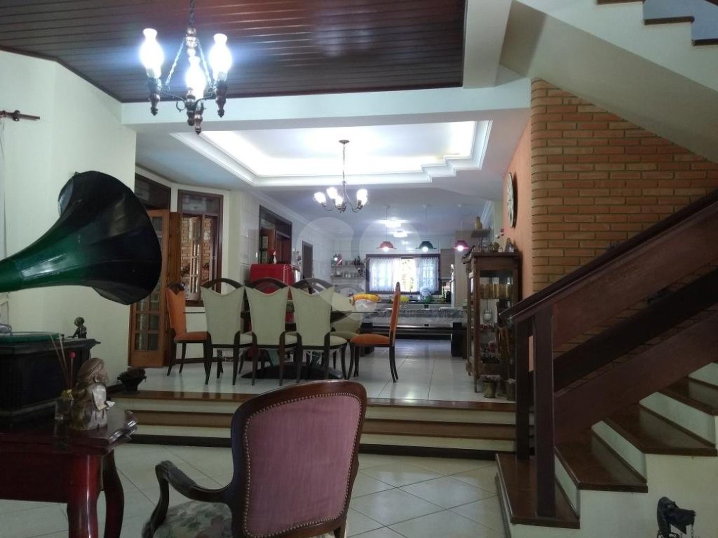 Casa à venda com 6 suítes no condomínio Lago Azul Residencial e Golfe, Araçoiaba da Serra - SP