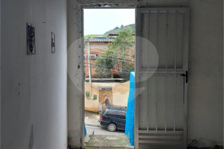 Casa para alugar com 2 quartos, sendo 1 suíte, em Campo Grande, Rio de Janeiro, RJ
