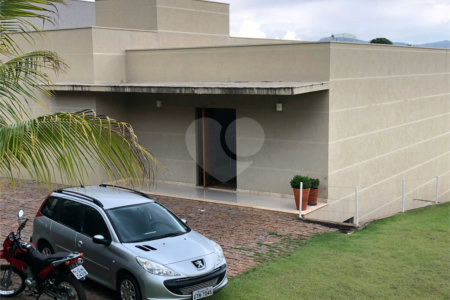 Condomínio à venda com 6 quartos, sendo 5 suítes, no Centro, Capitólio, MG