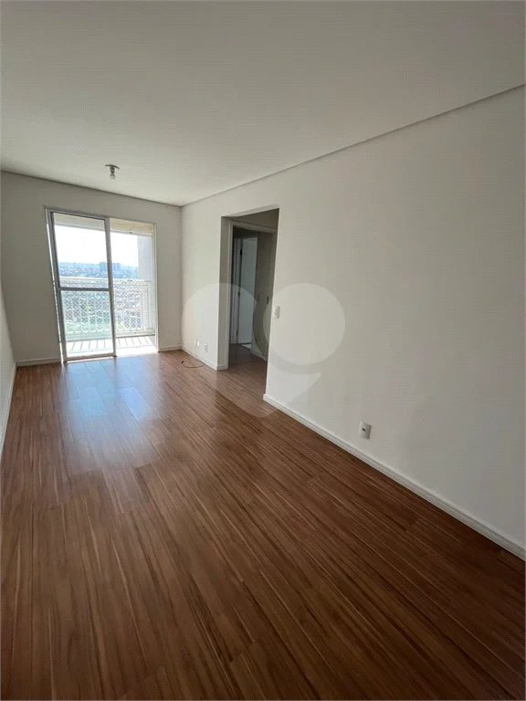 Apartamento à venda com 2 dormitórios e 1 suíte no 13 andar!