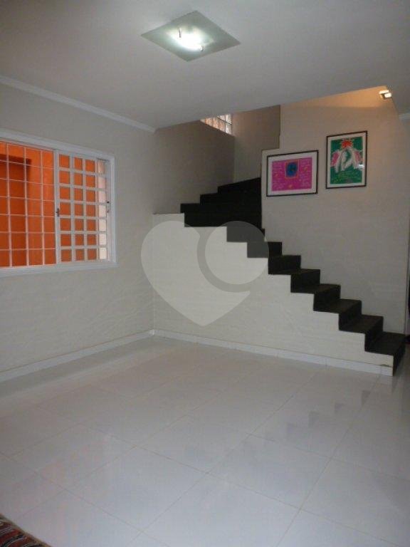 Sobrado à venda com 3 quartos, sendo 1 suíte,  em Paraíso do Morumbi, São Paulo, SP