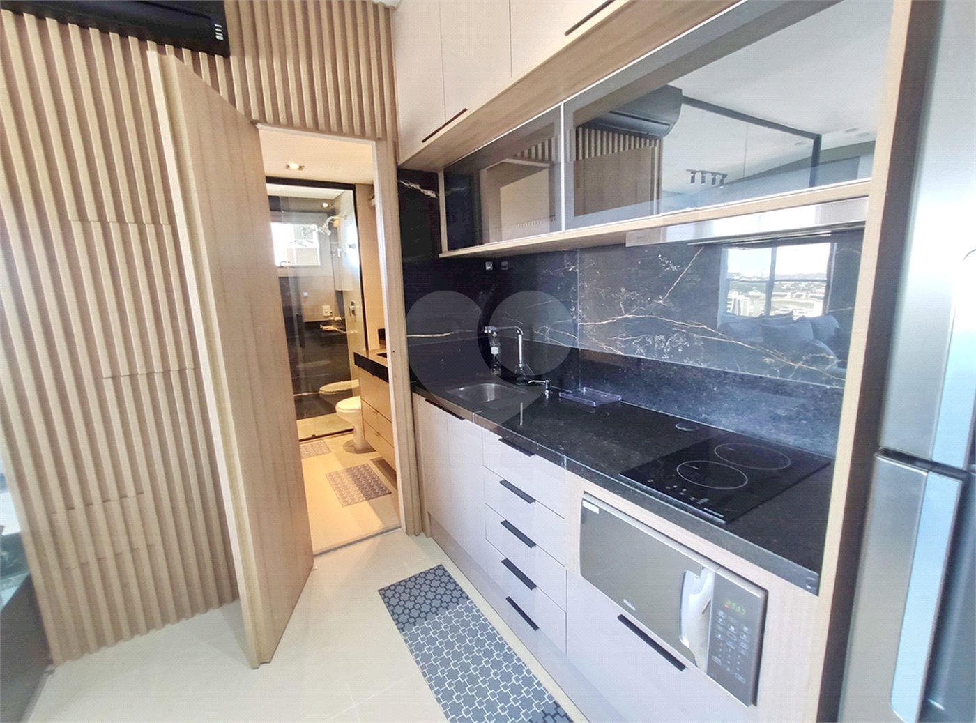 Apartamento à venda ou para alugar com 1 suíte em Pinheiros, São Paulo, SP