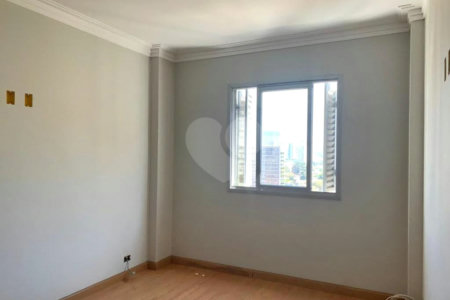 Apartamento à venda com 2 quartos em Vila Cordeiro, São Paulo, SP