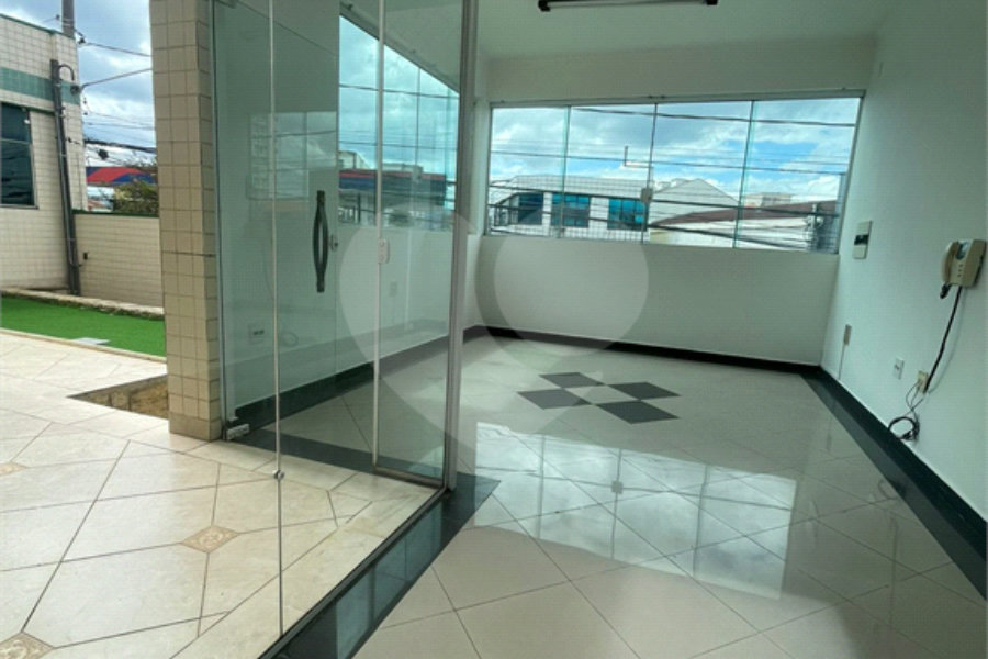 Sobrado à venda ou para alugar com 4 quartos, sendo 1 suíte,  em Tucuruvi, São Paulo, SP