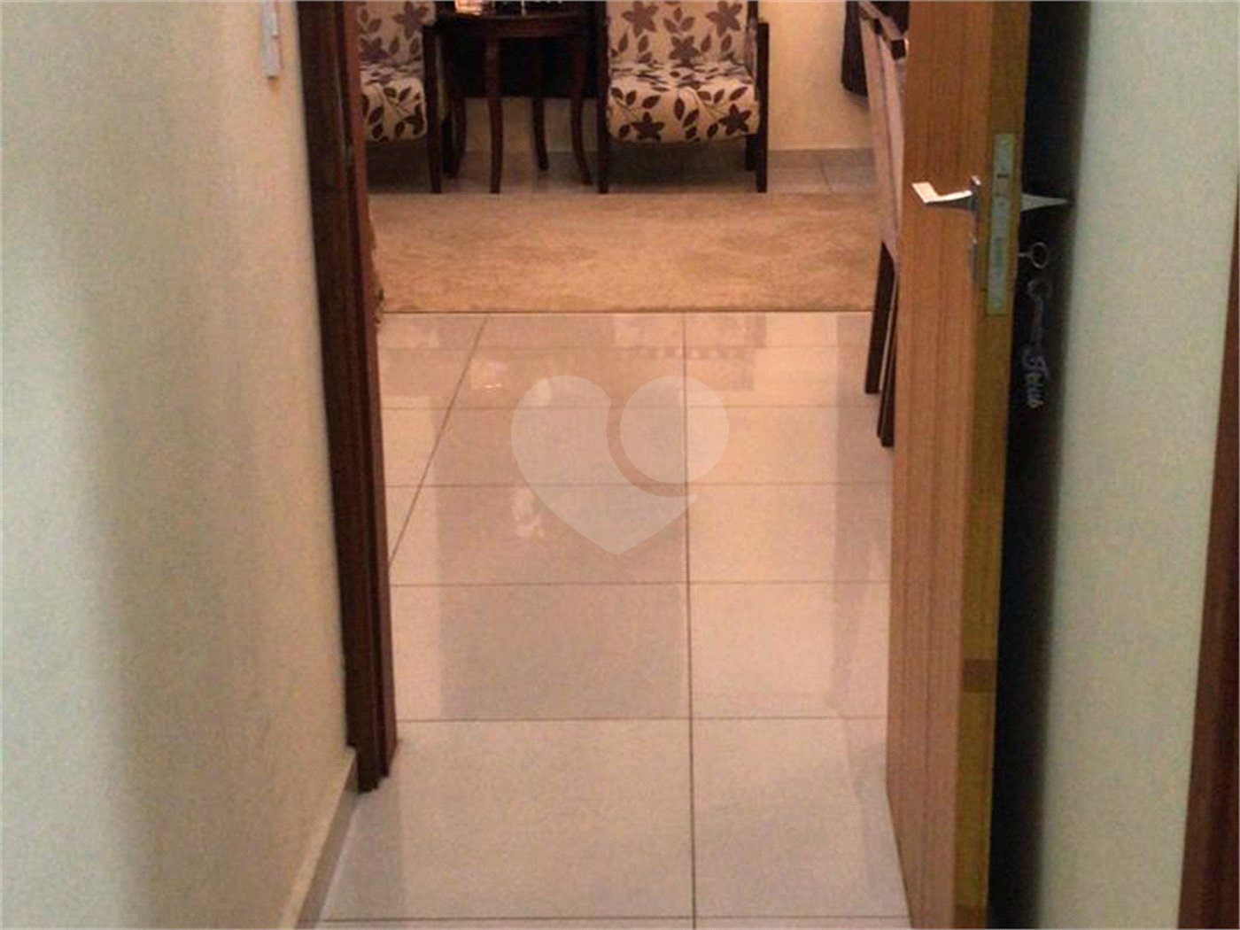 Casa à venda com 3 quartos, sendo 1 suíte,  no condomínio Horto Florestal II, Sorocaba - SP