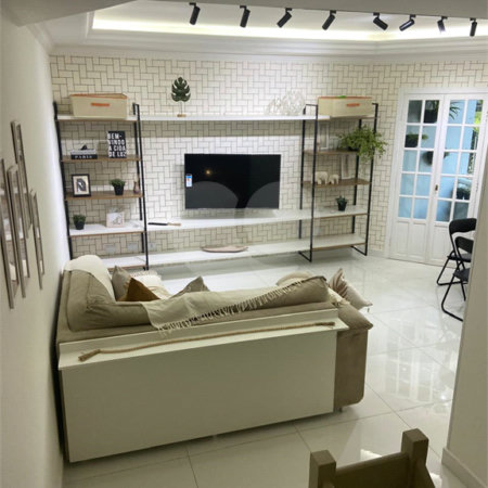 Casa de Vila à venda com 2 quartos, sendo 1 suíte,  em Silveira, Santo André, SP