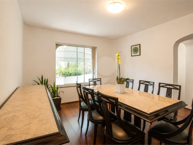 Apartamento à venda com 4 quartos, sendo 3 suítes,  em Chácara Santo Antônio, São Paulo, SP