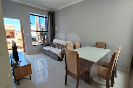 Casa à venda com 3 quartos no condomínio Residencial Lago dos Ipês, Itapetininga - SP