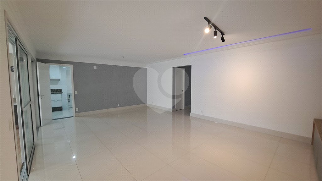 Apartamento à venda com 3 suítes em Santana, São Paulo, SP