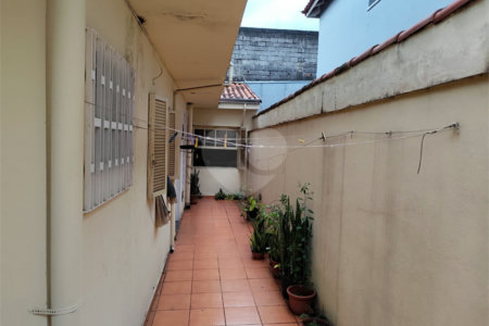 Sobrado à venda com 6 quartos, sendo 4 suítes,  em Instituto de Previdência, São Paulo, SP