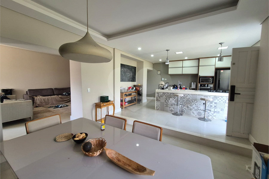 Casa Térrea à venda ou para alugar com 4 suítes em Jardim Paulista, Atibaia, SP