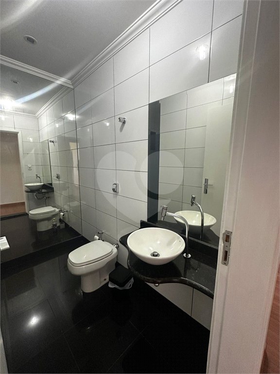 Apartamento à venda com 2 quartos, sendo 1 suíte, no Centro, Ponta Porã, MS