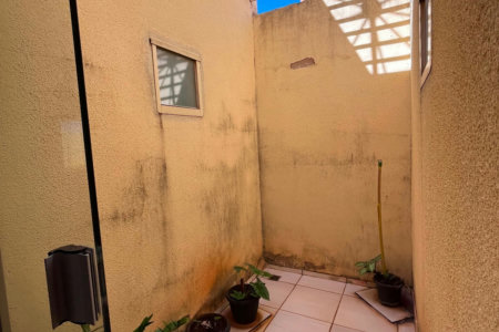Casa à venda com 2 quartos, sendo 1 suíte,  em Bosque das Araras, Três Lagoas, MS