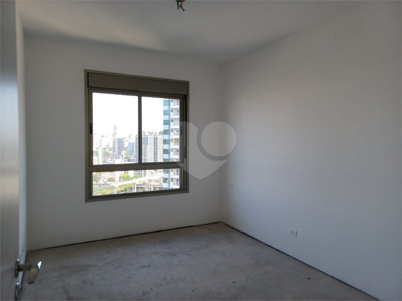 Apartamento à venda com 4 suítes em Real Parque, São Paulo, SP