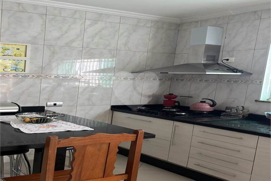 Sobrado à venda com 3 quartos, sendo 1 suíte,  em Jaçanã, São Paulo, SP