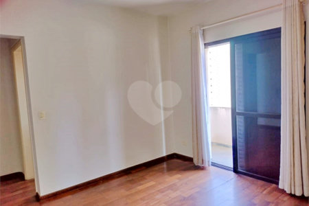 Apartamento à venda com 4 quartos, sendo 3 suítes,  em Vila Andrade, São Paulo, SP