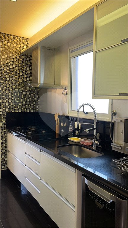 Apartamento à venda com 3 suítes em Santa Teresinha, São Paulo, SP