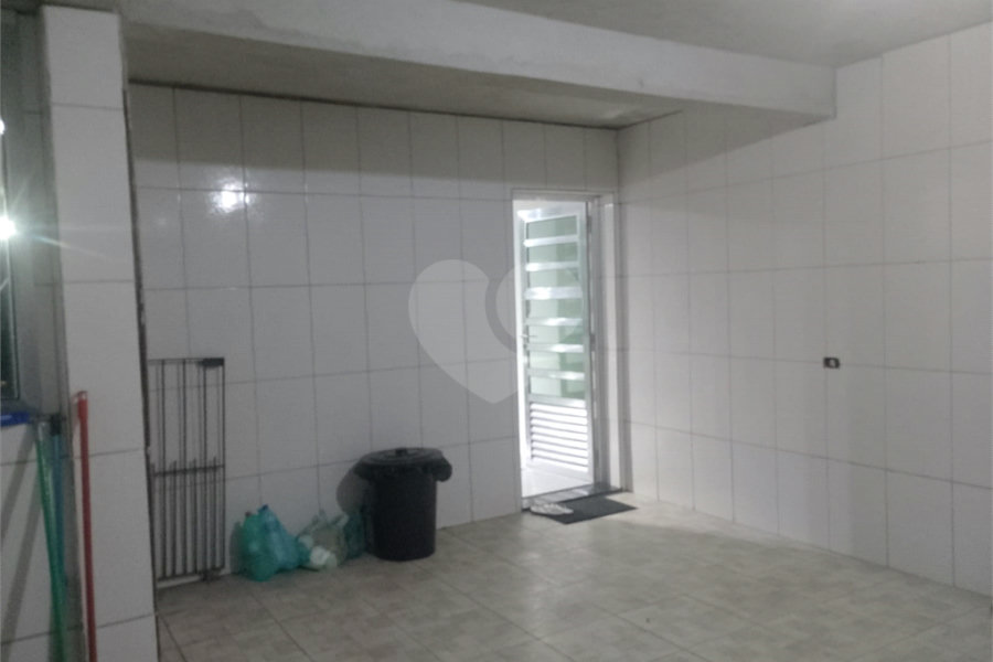 Sobrado à venda com 3 quartos em Jaraguá, São Paulo, SP
