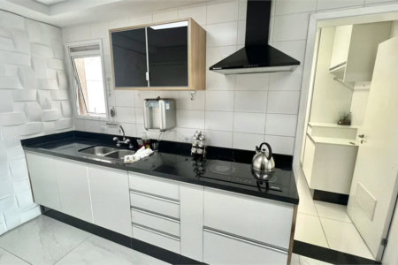 Apartamento à venda com 3 suítes em Jardim Monte Kemel, São Paulo, SP